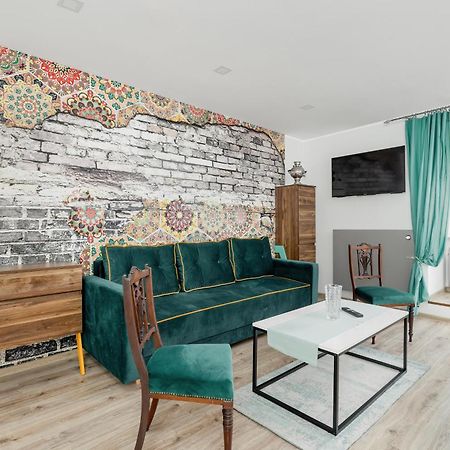 Nowoczesne I Stylowe Apartamenty W Centrum Bytomia Blisko Rynku By Noclegi Renters Екстер'єр фото