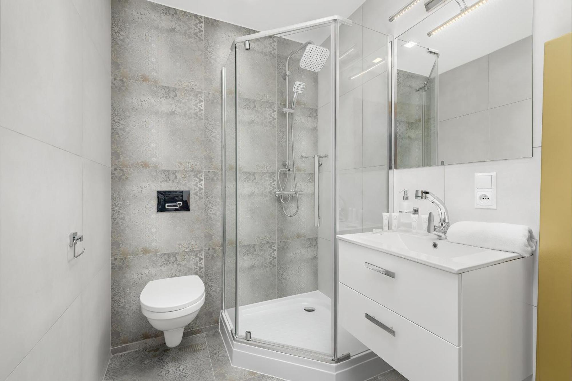 Nowoczesne I Stylowe Apartamenty W Centrum Bytomia Blisko Rynku By Noclegi Renters Екстер'єр фото
